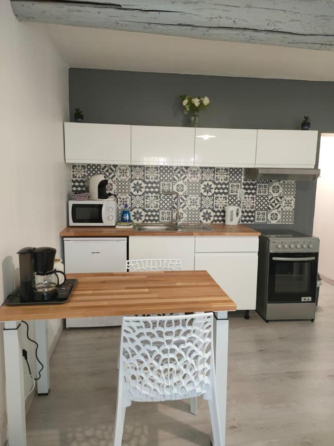 Studio Entier Saint-Laurent-dʼAigouze Zewnętrze zdjęcie